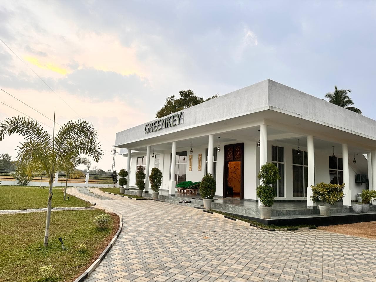 GreenKey — Restaurant & Hotel